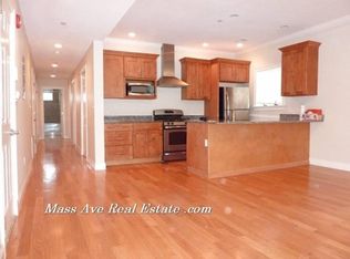 123 Webster Ave #3, Cambridge, MA 02141