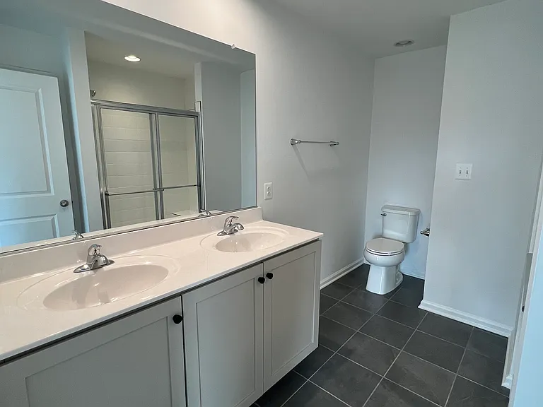 18 Bruton Ln — Photo 10