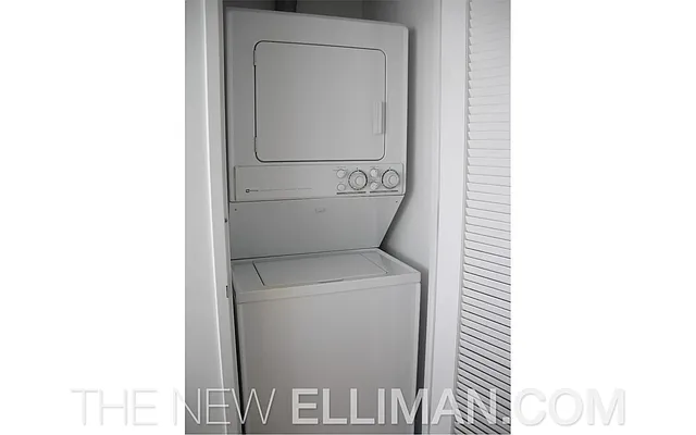 Rented by Douglas Elliman | media 32