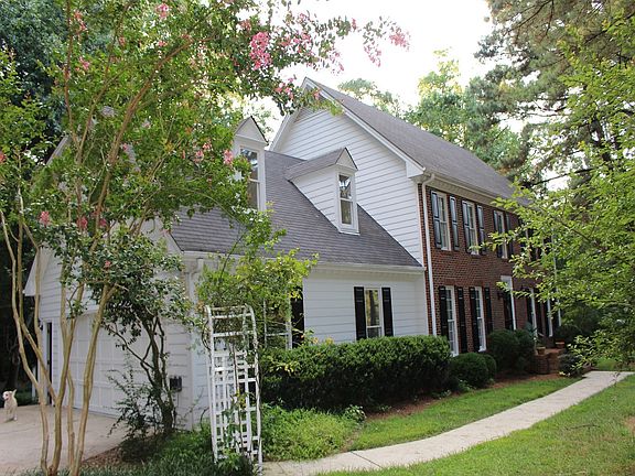 Great driveway for B-ball 