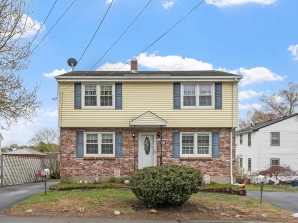 74 Harlem St, Lowell, MA 01854