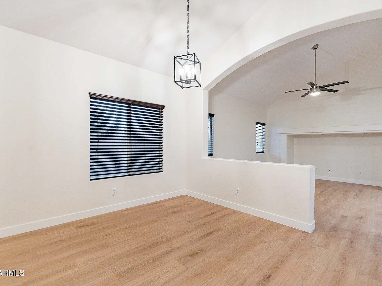 3 bed, 2.0 bath, 1744 sqft, $2,000 — Photo 3