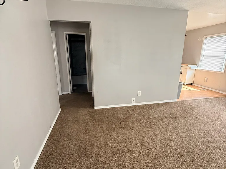 7324 SE 84th Ave — Photo 5