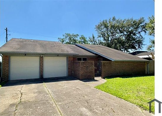 1st image of 3103 Woodstone Dr