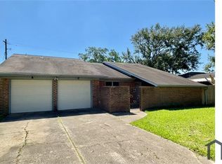 3103 Woodstone Dr, Baytown, TX 77521