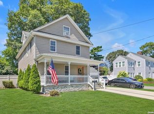 169 Horton Hwy, Mineola, NY 11501