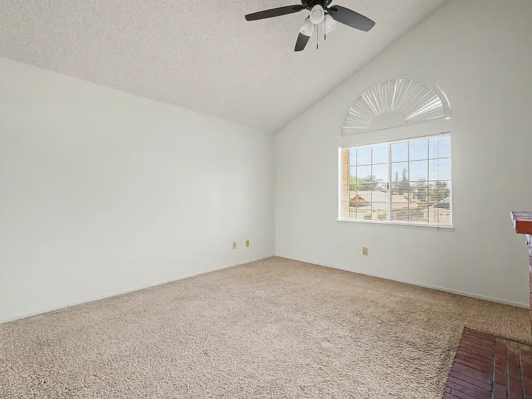 2620 Mountain Oak Rd — Photo 6