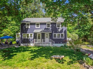 8 Old Landing Rd, Durham, NH 03824