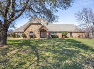 6 Davis Rd, Crowley, TX 76036