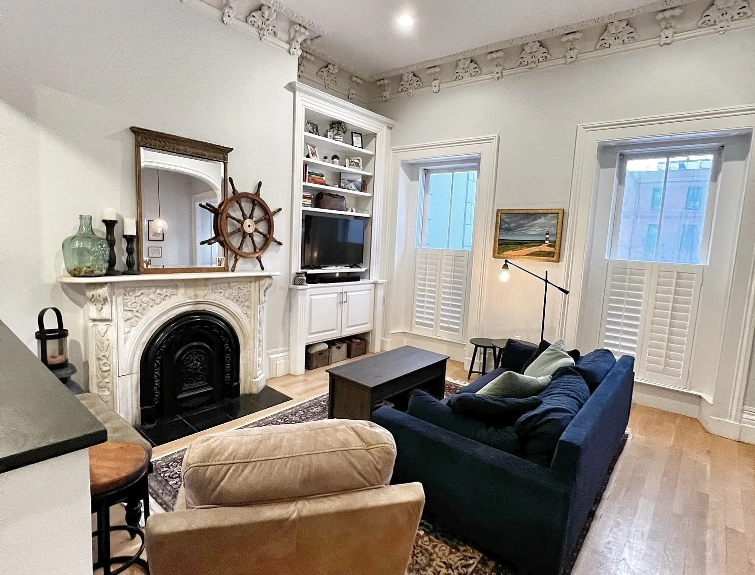 2 bed, 1.0 bath, 825 sqft, $4,100 — Photo 3