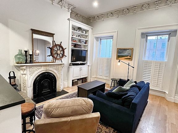 3rd image of 1670 Washington St APT 2