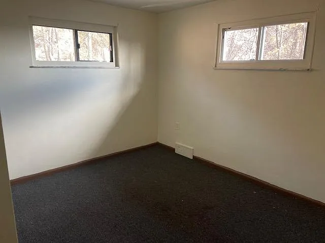 2711 Woodstock Ave — Photo 8