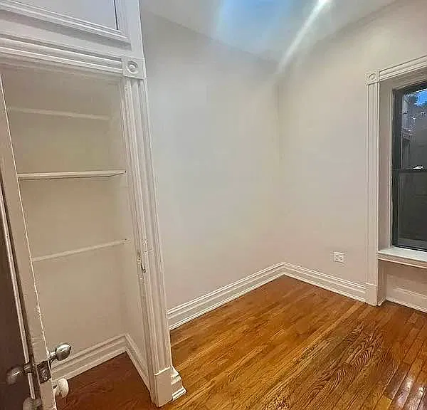 517 Bainbridge St #2 — Photo 19