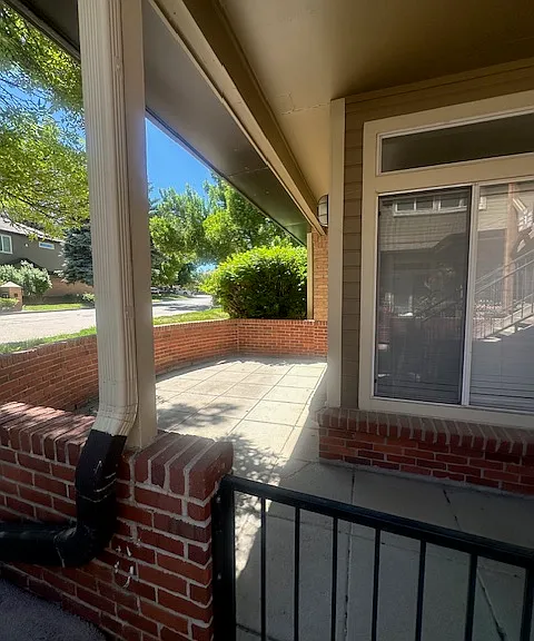 6001 S Yosemite St #F102 — Photo 3
