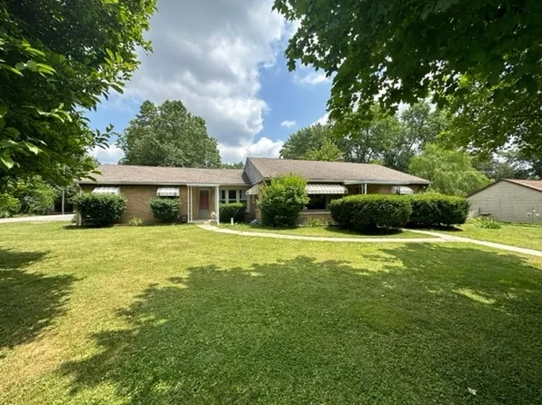 5775 Woodside Dr, Indianapolis, IN 46228