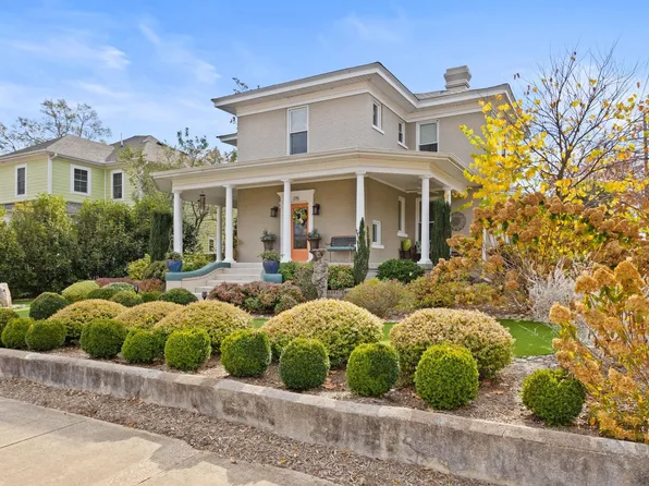 215 Perry Ave, Greenville, SC 29601