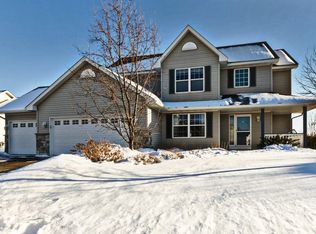 2200 Meadow Dr, Buffalo, MN 55313