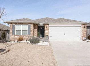 6041 E 148th St S, Bixby, OK 74008