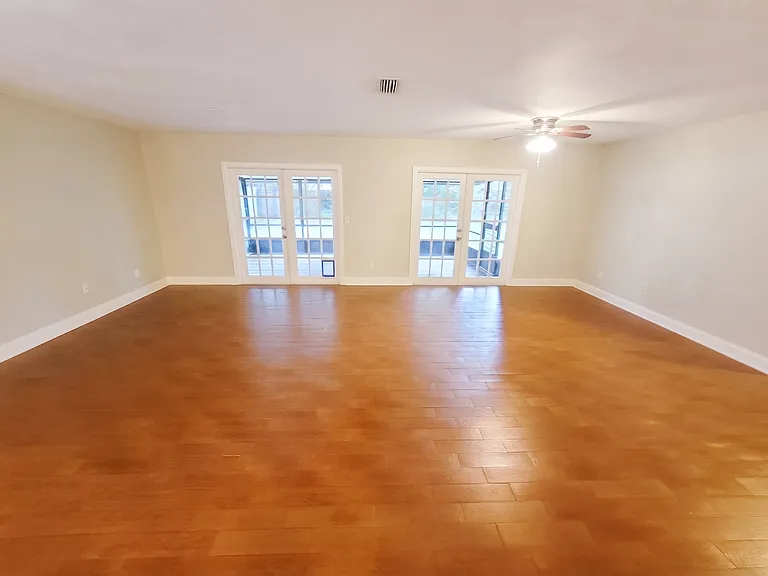 622 Green Meadow Ave — Photo 10