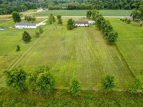 4th image of 1392 County Road 1475
