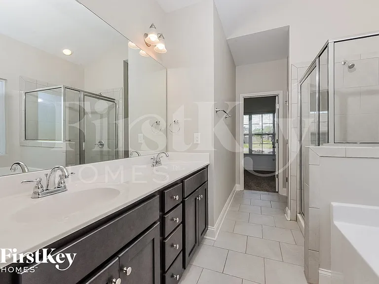 5542 Bridle Way — Photo 9