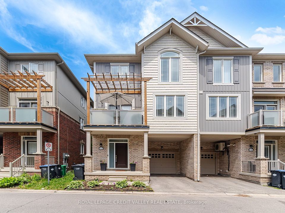1st image of 12 Frank Ln