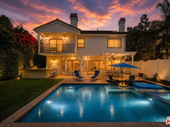 5419 Tampa Ave, Tarzana, CA 91356