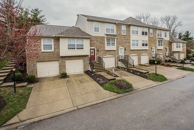 1st image of 10833 Doral Ct