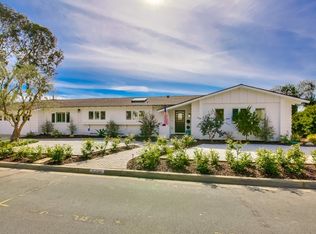 6388 Castejon Dr, La Jolla, CA 92037