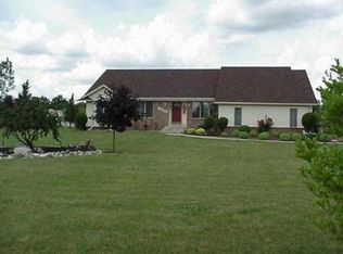 34556 Jesica Ln, New Boston, MI 48164