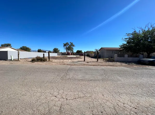 5004 4th St SW, Albuquerque, NM 87105
