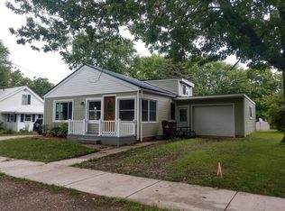 307 S Ithaca St, Ithaca, MI 48847