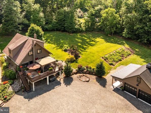 641 Kulp Rd, Perkiomenville, PA 18074