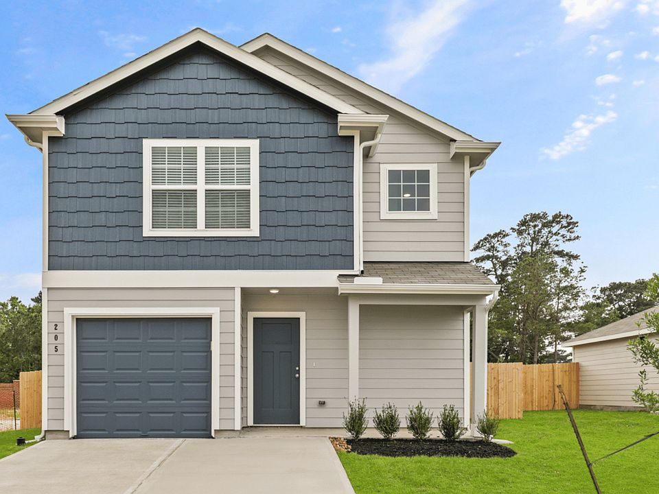 1st image of 205 Gray Wolf Dr