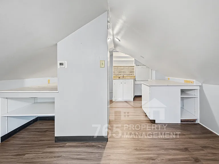 515 S 15th St #4 — Photo 12