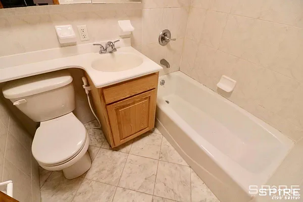 Rented by Spire Group | media 10