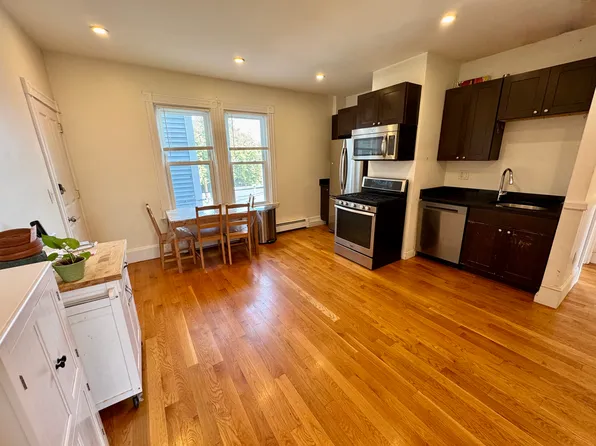 322.5 Western Ave #2, Cambridge, MA 02139