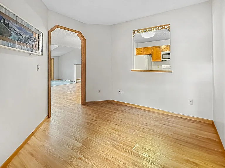 5308 Highpointe Dr — Photo 8