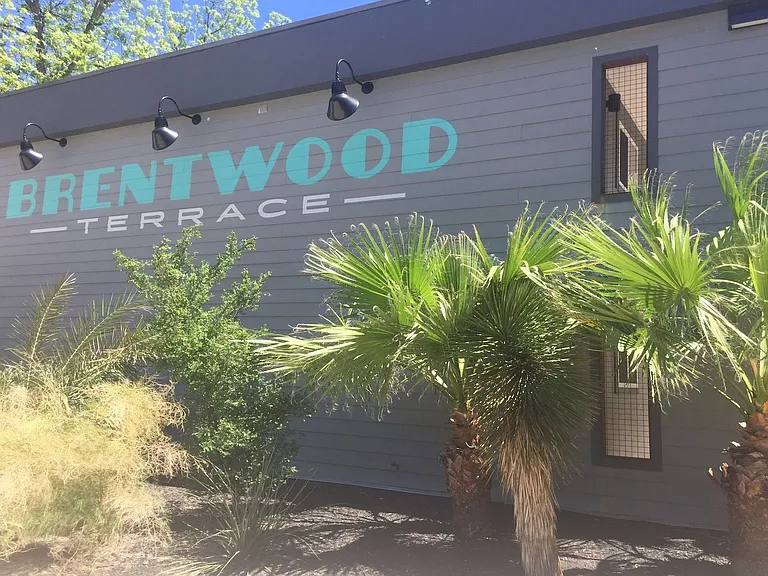 5306 Woodrow Ave — Photo 1