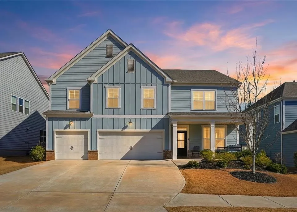 121 Treeline Trl