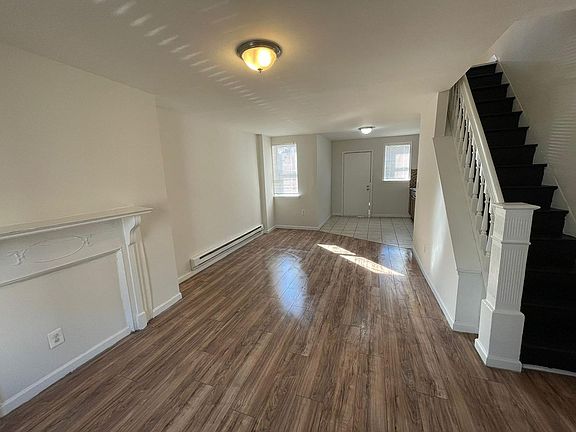 2nd image of 1462 N Ithan St