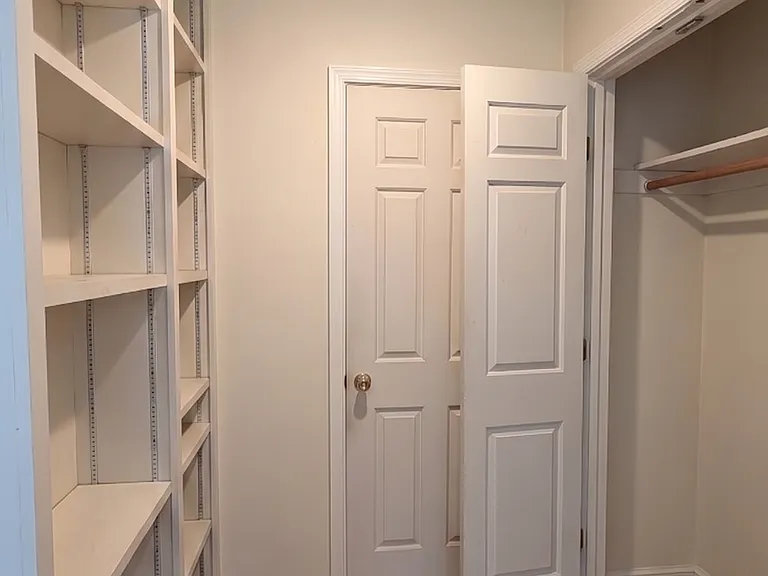 Bedroom/Office