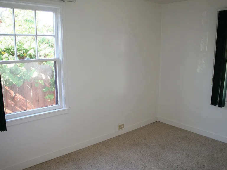 5304 N Elgin St — Photo 15