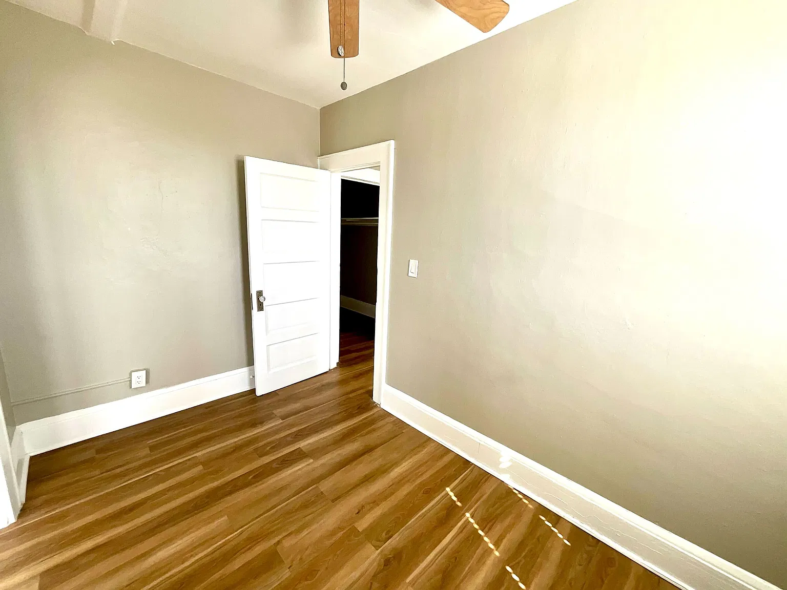 311 S Grandview Ave — Photo 3