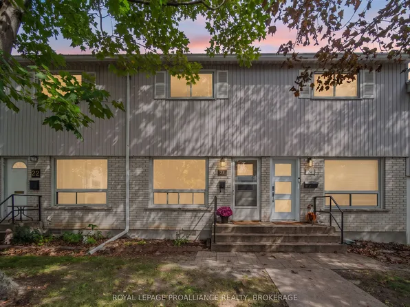 4427 Bath Rd #23, Loyalist, ON K7N 1A1