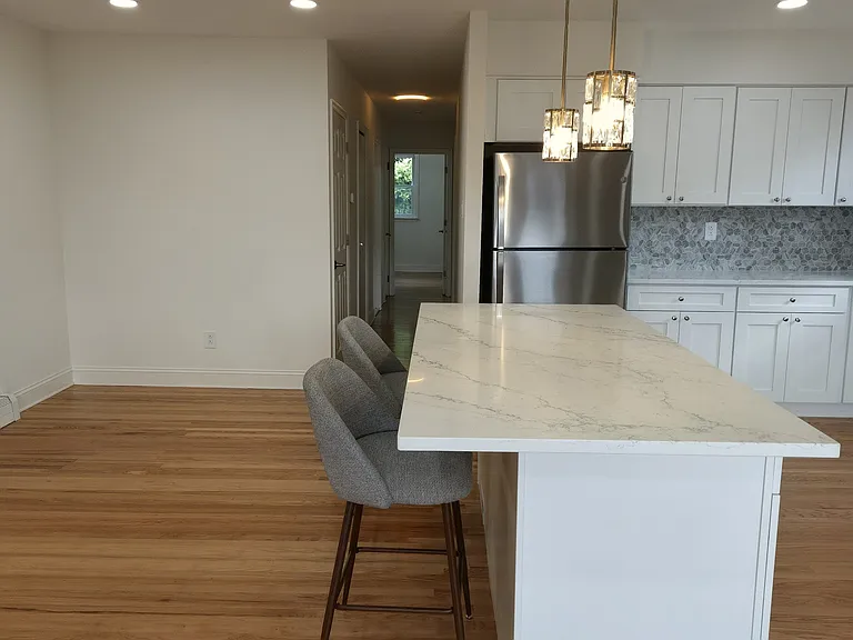 781 Livezey Ln — Photo 12
