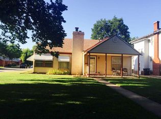 1922 W Cherokee Ave, Enid, OK 73703