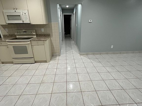 5th image of 1413 E Goulson Ave