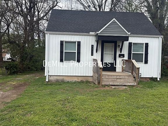 2nd image of 1126 W Hamilton St