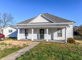 603 Tripp St, Williamston, SC 29697